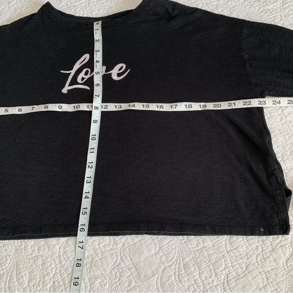 Christian Siriano graphic LOVE tee shirt top - Picture 5 of 7